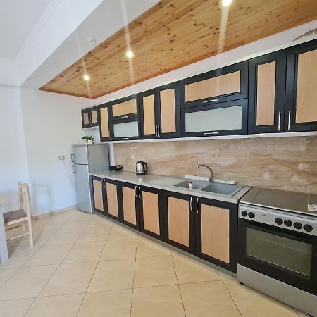 Glow Two Bedroom Apartment Ксамил Экстерьер фото