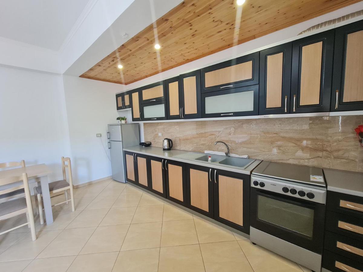 Glow Two Bedroom Apartment Ксамил Экстерьер фото